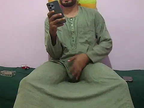 foxsanSs online show from November 2025 06:07:01 PM