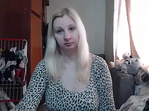 Snapshot of BustyBlond chatting on January 2025 09:57:02 AM BustyBlond online show from January 2025 09:57:02 AM