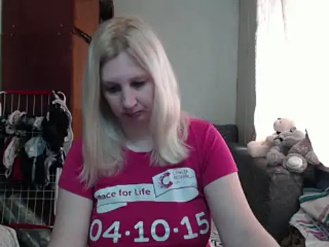 Snapshot of BustyBlond chatting on March 2025 10:02:02 AM BustyBlond online show from March 2025 10:02:02 AM
