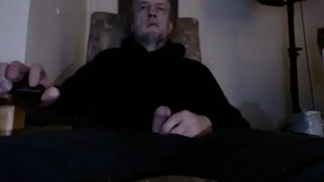 Snapshot of Cordt27 chatting on December 2025 10:08:02 PM Cordt27 online show from December 2025 10:08:02 PM