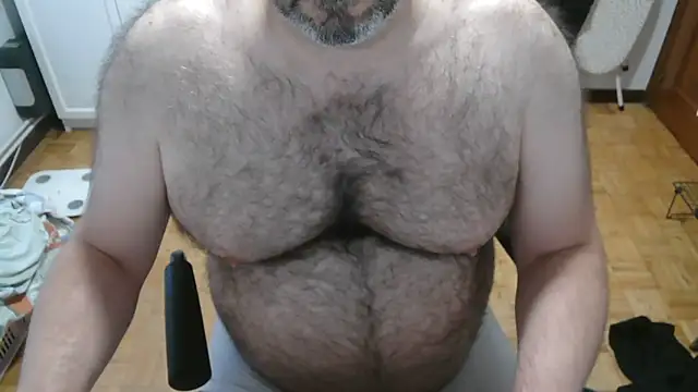 mikeyhotbear online show from June 2026 05:21:02 AM