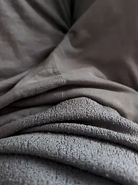 Elixire1 online show from March 2026 06:02:01 PM