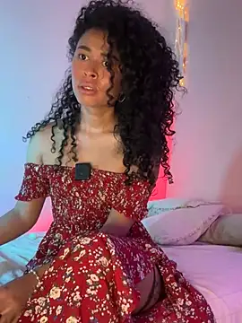 GabriSaenz online show from December 2024 02:38:02 PM