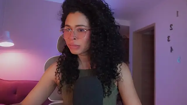 GabriSaenz online show from January 2025 11:56:01 PM