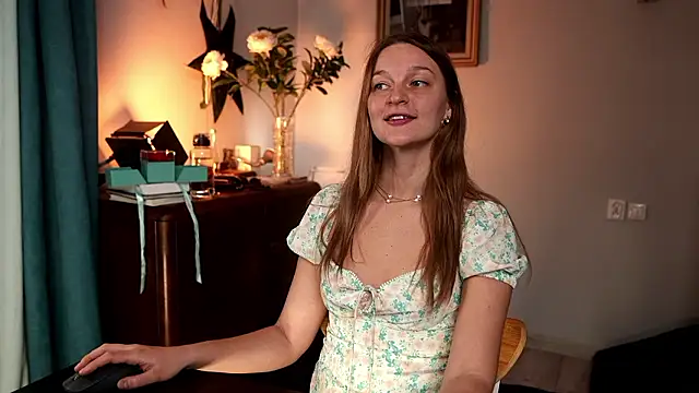 Snapshot of Special___ chatting on December 2024 07:01:01 PM Special online show from December 2024 07:01:01 PM