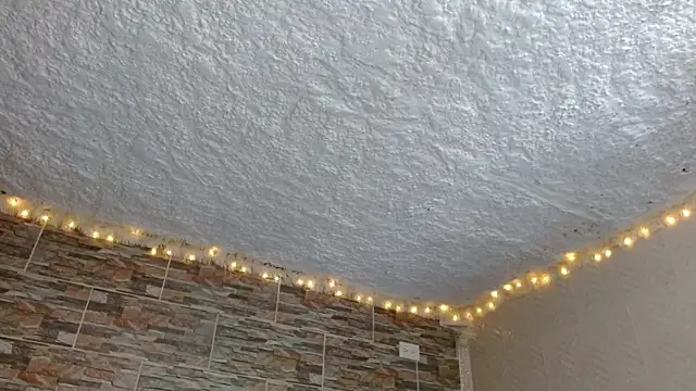 Snapshot of omar_alurba chatting on April 2026 08:39:01 PM omar alurba online show from April 2026 08:39:01 PM