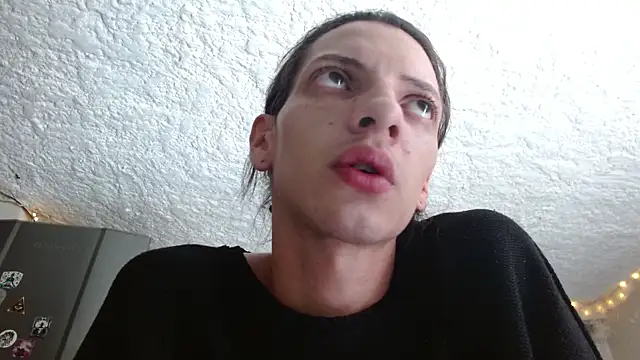 Snapshot of omar_alurba chatting on April 2026 02:07:01 PM omar alurba online show from April 2026 02:07:01 PM