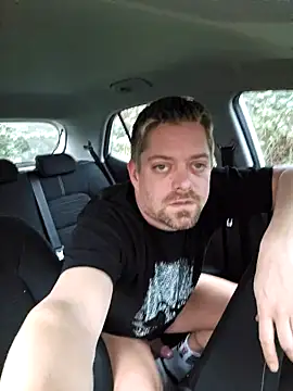 Trucker Hunter online show from December 2024 03:15:01 PM