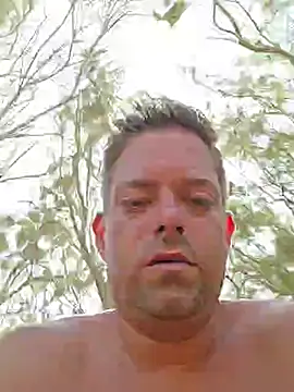 Trucker Hunter online show from October 2025 01:53:01 PM