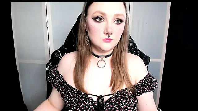 Snapshot of YourDyingBride chatting on June 2026 06:05:02 PM YourDyingBride online show from June 2026 06:05:02 PM