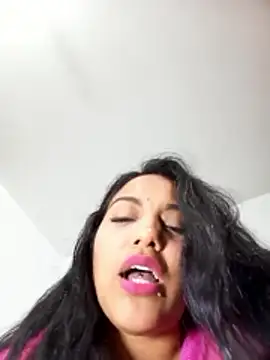 Snapshot of marypaula chatting on December 2025 02:48:01 PM marypaula online show from December 2025 02:48:01 PM