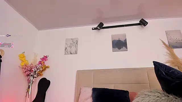 Alexandra ra online show from January 2025 03:40:02 AM