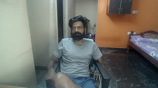 Snapshot of Indiaguy4u chatting on January 2025 02:56:02 PM Indiaguy4u online show from January 2025 02:56:02 PM