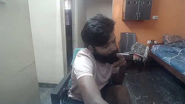 Snapshot of Indiaguy4u chatting on January 2025 03:09:02 AM Indiaguy4u online show from January 2025 03:09:02 AM