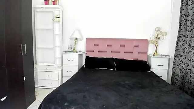 dollpamela online show from December 2024 08:18:01 PM