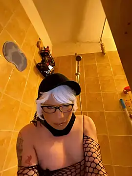 Snapshot of Nekazvainanikogo chatting on January 2026 01:55:02 AM Nekazvainanikogo online show from January 2026 01:55:02 AM