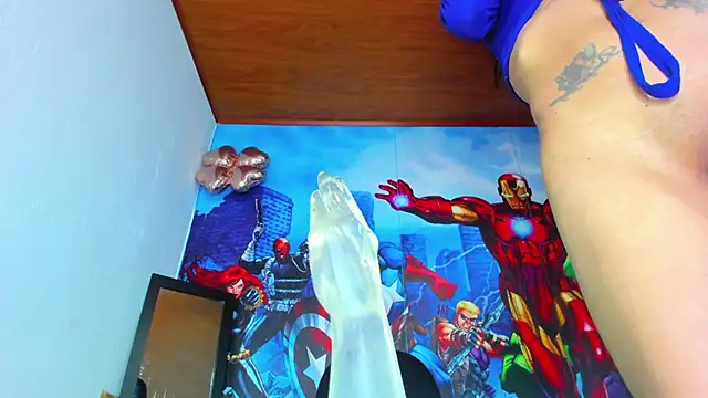 Snapshot of Anne_Robert chatting on February 2025 01:56:01 AM Anne Robert online show from February 2025 01:56:01 AM