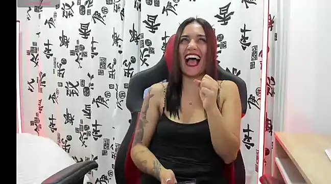 Snapshot of Dalia_D chatting on February 2025 02:18:01 AM Dalia D online show from February 2025 02:18:01 AM