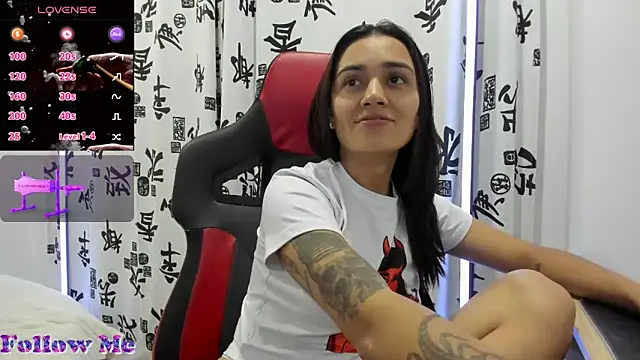 Snapshot of Dalia_D chatting on March 2025 11:39:01 PM Dalia D online show from March 2025 11:39:01 PM