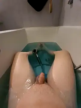 toeloverlive online show from April 2026 07:11:02 PM