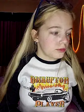 Snapshot of -veranito- chatting on March 2025 03:08:02 AM -veranito- online show from March 2025 03:08:02 AM