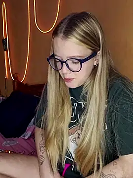 Snapshot of -veranito- chatting on March 2025 03:09:02 AM -veranito- online show from March 2025 03:09:02 AM