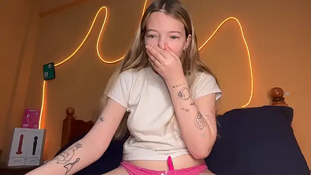 Snapshot of -veranito- chatting on September 2025 09:07:02 PM -veranito- online show from September 2025 09:07:02 PM