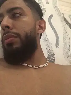 Alessandro  Rossi online show from December 2024 05:23:02 PM