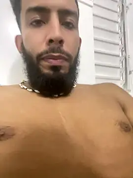 Alessandro  Rossi online show from November 2025 08:09:01 PM