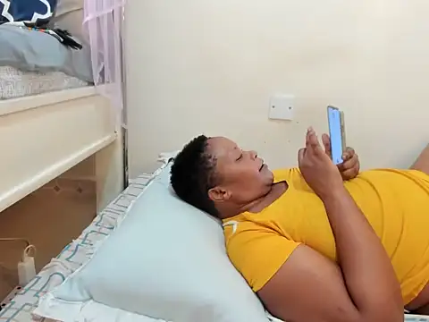 Snapshot of bigbooty29 chatting on March 2025 11:01:02 AM bigbooty29 online show from March 2025 11:01:02 AM