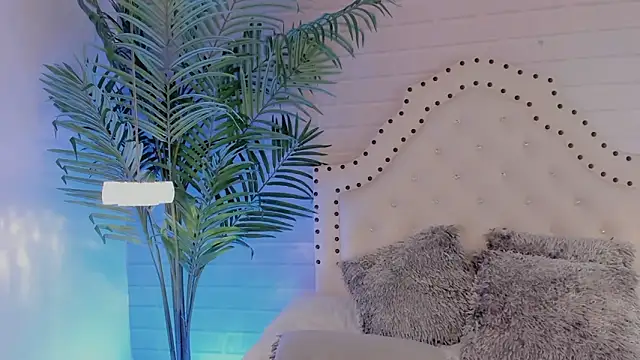  Eurekaa  online show from January 2025 03:38:01 AM