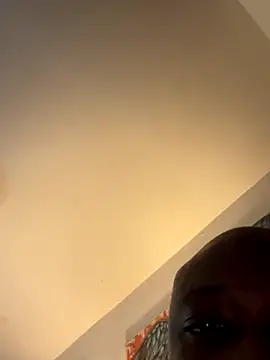 Snapshot of KingB8r chatting on November 2025 06:57:01 AM KingB8r online show from November 2025 06:57:01 AM