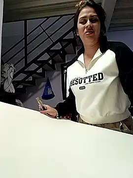 Snapshot of Latina_sexy1 chatting on October 2025 03:01:02 AM Latina sexy1 online show from October 2025 03:01:02 AM