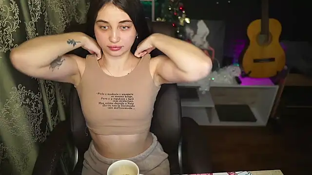 delicatedBailey online show from December 2024 05:28:02 AM