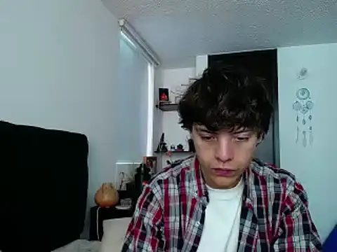 Santiago kiler online show from December 2024 03:10:02 PM