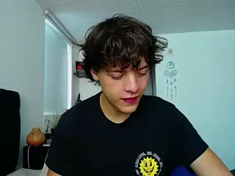 Santiago kiler online show from December 2024 12:59:02 PM