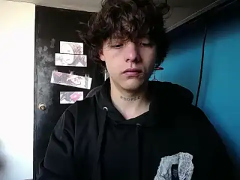 Santiago kiler online show from March 2025 01:26:02 PM