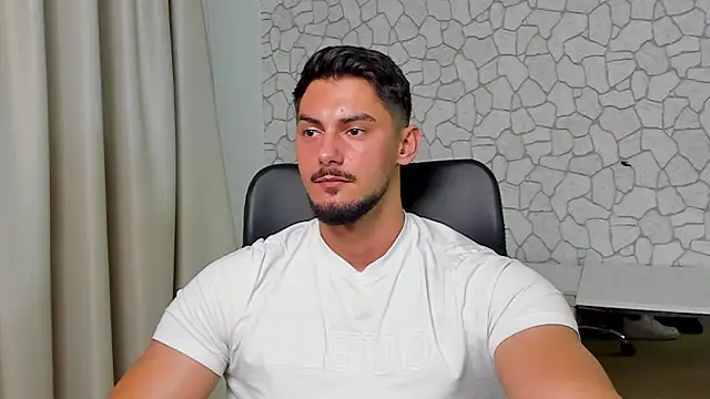 Snapshot of ClintMasters chatting on November 2025 05:02:02 AM ClintMasters online show from November 2025 05:02:02 AM