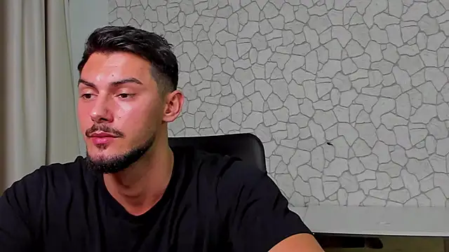 Snapshot of ClintMasters chatting on November 2025 05:46:02 AM ClintMasters online show from November 2025 05:46:02 AM