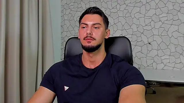 Snapshot of ClintMasters chatting on November 2025 06:57:01 AM ClintMasters online show from November 2025 06:57:01 AM