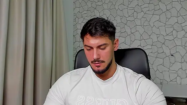 Snapshot of ClintMasters chatting on December 2025 06:01:02 AM ClintMasters online show from December 2025 06:01:02 AM