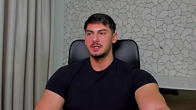 Snapshot of ClintMasters chatting on December 2025 06:00:01 AM ClintMasters online show from December 2025 06:00:01 AM