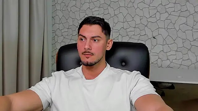 Snapshot of ClintMasters chatting on February 2026 06:17:02 AM ClintMasters online show from February 2026 06:17:02 AM