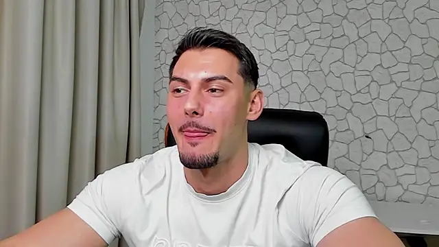 Snapshot of ClintMasters chatting on March 2026 05:57:01 AM ClintMasters online show from March 2026 05:57:01 AM