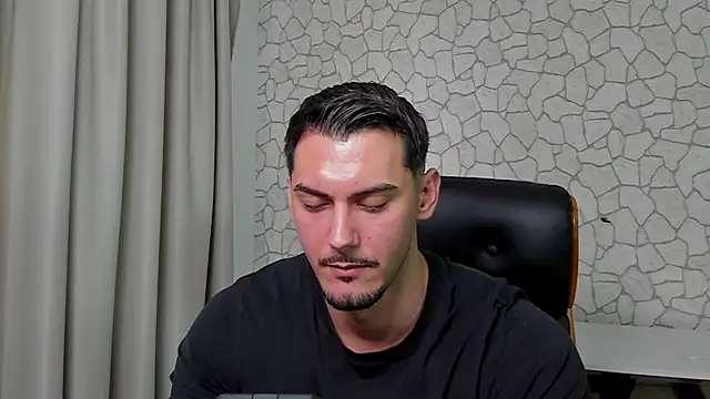 Snapshot of ClintMasters chatting on March 2026 06:30:02 AM ClintMasters online show from March 2026 06:30:02 AM