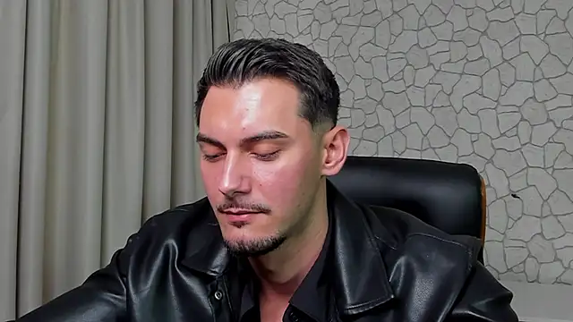 Snapshot of ClintMasters chatting on April 2026 06:35:02 AM ClintMasters online show from April 2026 06:35:02 AM