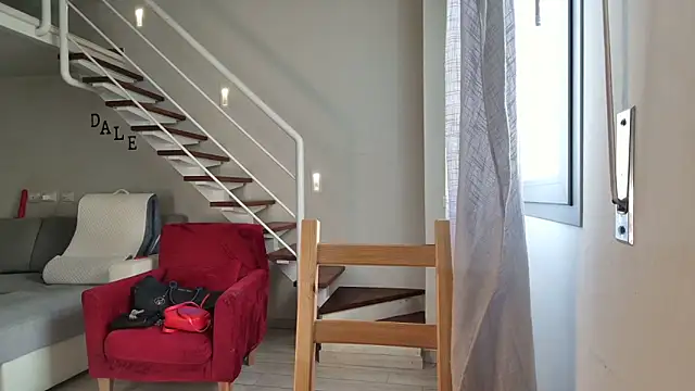 Daleliana online show from March 2025 10:07:02 AM