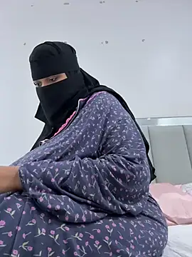 Submissive Arab online show from December 2024 06:52:01 PM