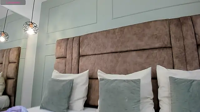 Snapshot of princesaparis chatting on February 2025 11:33:01 AM princesaparis online show from February 2025 11:33:01 AM