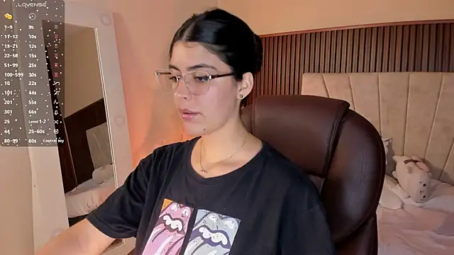  Niah  online show from March 2025 01:02:02 AM